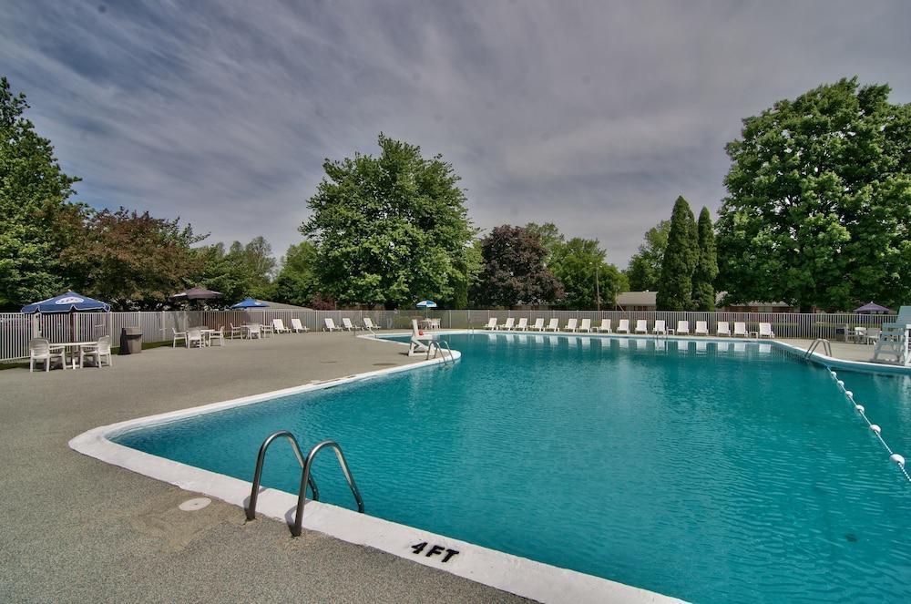 Parkview Inn And Conference Center Алънтаун Екстериор снимка