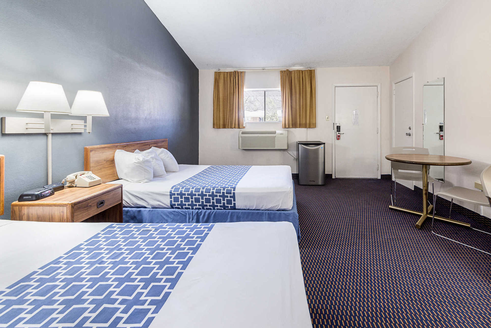 Parkview Inn And Conference Center Алънтаун Стая снимка