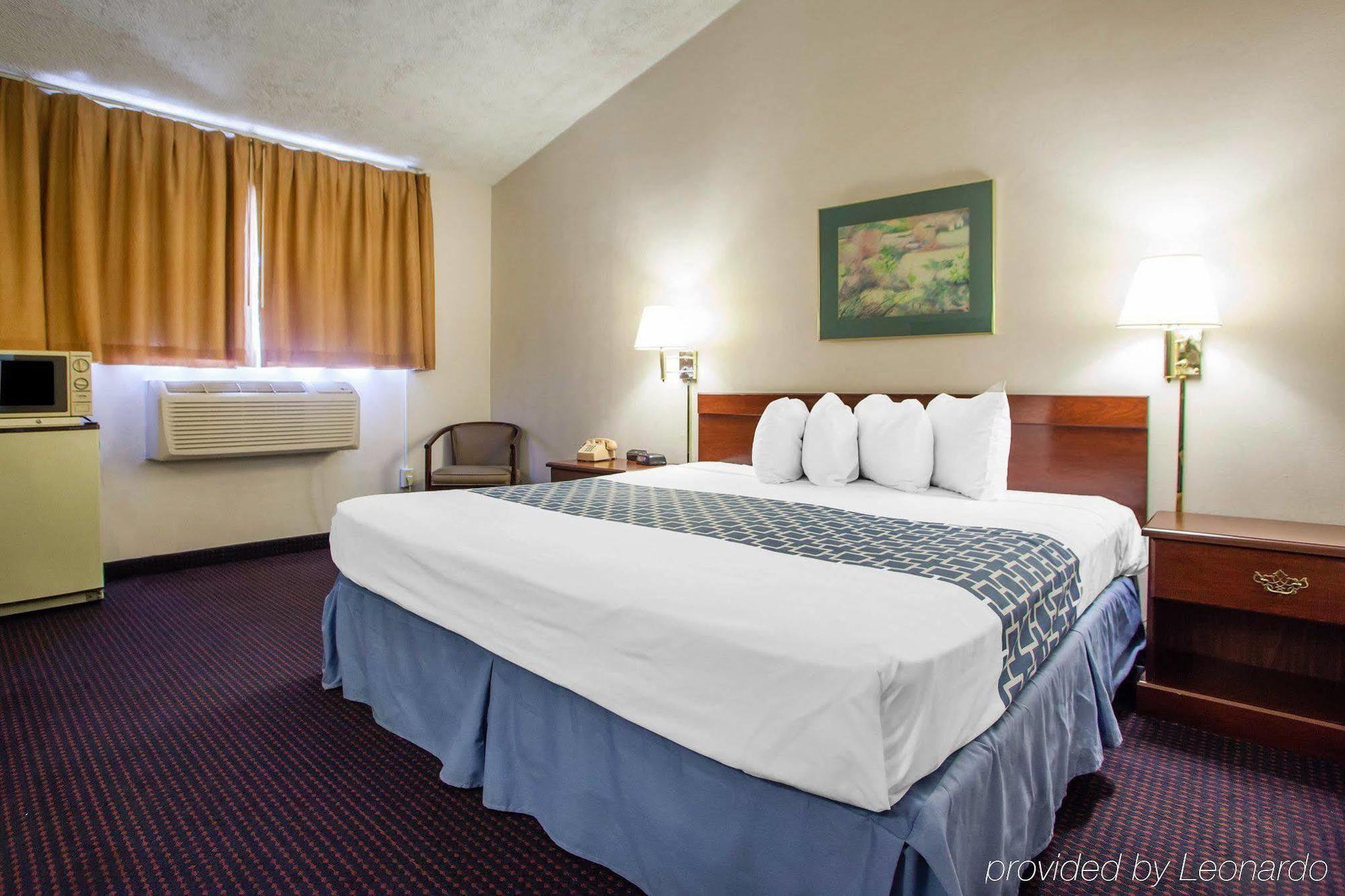 Parkview Inn And Conference Center Алънтаун Екстериор снимка